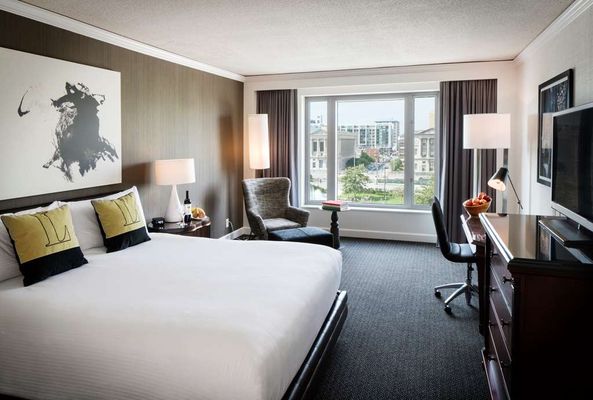 The Logan Philadelphia, Curio Collection by Hilton by null