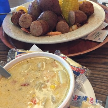 Fish N' Pig - Shrimp corn chowder and low country boil - Seafood Near Me - Macon, Georgia Fish N' Pig - Shrimp corn chowder and low country boil - Seafood Near Me - Macon, Georgia