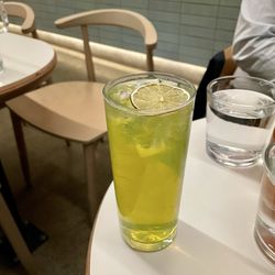 Green tea fizz