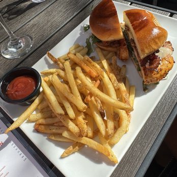 Prospect Five Points - Chicken sandwich - Tapas/Small Plates Near Me - Jacksonville, Florida