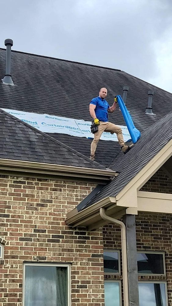 Slide of R&S Roofing