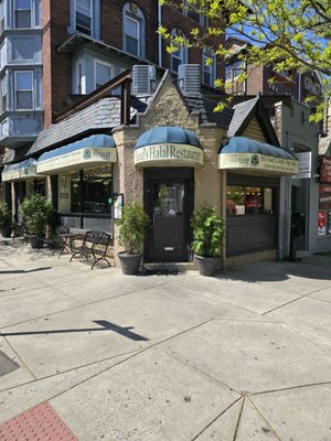 Saad's Halal Restaurant by null