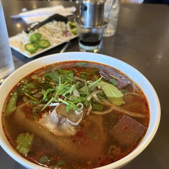 Huynh Restaurant - Non 16. Bun Bo Hue Bowl Lunch - Vietnamese Near Me - Houston, Texas Huynh Restaurant - Non 16. Bun Bo Hue Bowl Lunch - Vietnamese Near Me - Houston, Texas