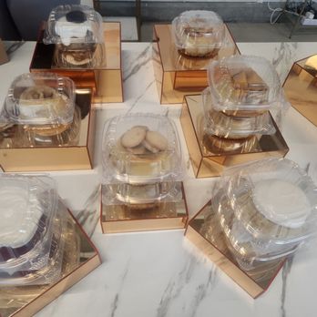 313 Cinnamon Rolls - Assorted flavors - Desserts Near Me - Detroit, Michigan 313 Cinnamon Rolls - Assorted flavors - Desserts Near Me - Detroit, Michigan
