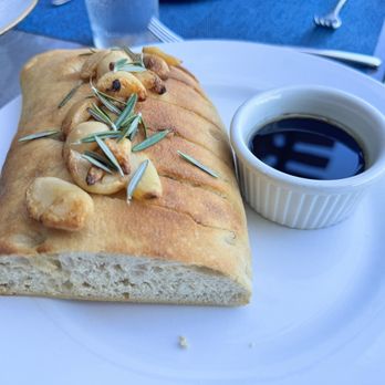 Hualani's - Garlic chibata bread - Hawaiian Near Me - Lihue, Hawaii