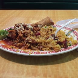 Sesame Chicken with Pork fried rice! It's ok..not great but not terrible either. Just craving Some good Chinese food... Sesame Chicken with Pork fried rice! It's ok..not great but not terrible either. Just craving Some good Chinese food...