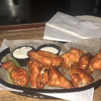 Old Dog Tavern - Delicious buffalo wings - American Near Me - Kalamazoo, Michigan Old Dog Tavern - Delicious buffalo wings - American Near Me - Kalamazoo, Michigan