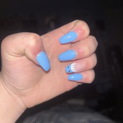 Chu Nails