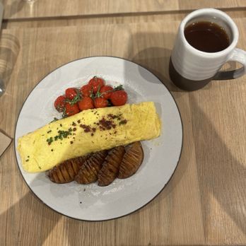 Eller Bakery - French omelette and Americano - Bakeries Near Me - Costa Mesa, California