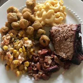 Baker's Brisket - Food Trucks Near Me - Lago Vista, Texas