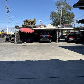 VIP Used New Tires - Waiting area - Tires Near Me - San Jose, California VIP Used New Tires - Waiting area - Tires Near Me - San Jose, California