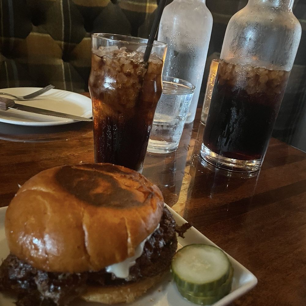 Parlour Bar St. Paul - Smash burger - New American Near Me - Saint Paul, Minnesota Parlour Bar St. Paul - Smash burger - New American Near Me - Saint Paul, Minnesota