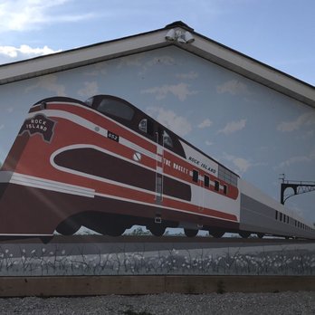 Eldon Depot Museum - Mural of the Golden State Rocket - Museums Near Me