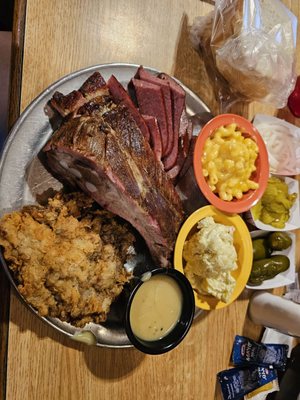Hickory Hollow Restaurant and Catering by null
