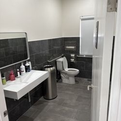 Channing Dental - Patient bathroom