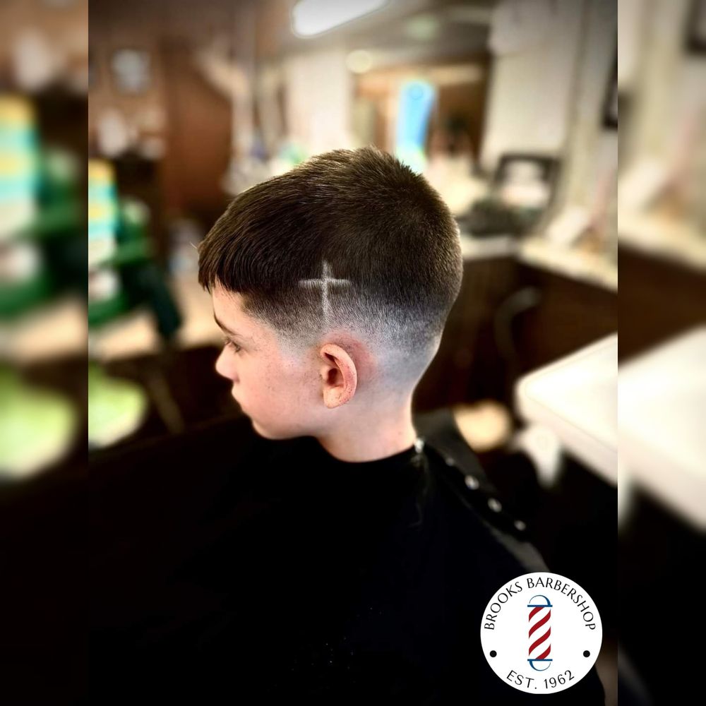 Brook's Barber Shop Logo