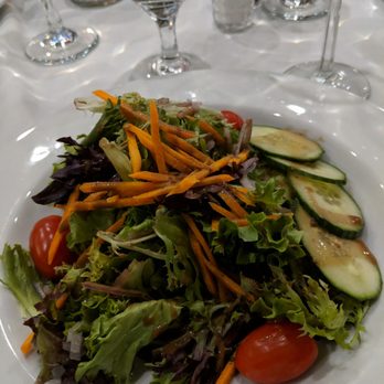 The View at Morgan Hill - Dinner salad - American Near Me - Easton, Pennsylvania The View at Morgan Hill - Dinner salad - American Near Me - Easton, Pennsylvania