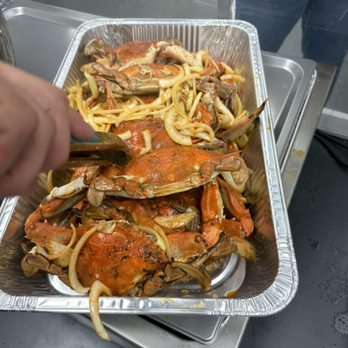 Royal Seafood Mart - Jumbo blue crab - Seafood Near Me - Broussard, Louisiana