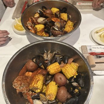The Crab Pot - Seafood Near Me - Long Beach, California