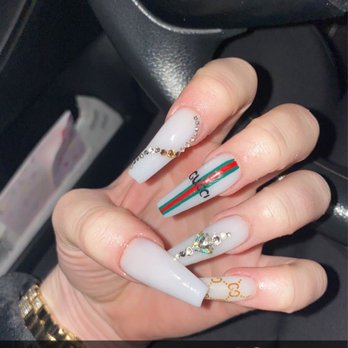 Vanda Nails - Nail Salons Near Me - Reno, Nevada