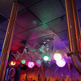 Red Dwarf - decor - Beer Bar Near Me - Las Vegas, Nevada