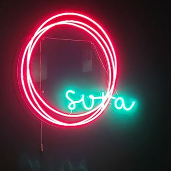 Sura - Decor shines through the dark - Thai Near Me - Washington, DC, District of Columbia