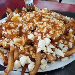 Alfa Smoked Meat - Large poutine