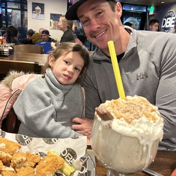 Drafts Burger Bar - Twixt milkshake and kids chicken tenders - American Near Me - Park City, Utah