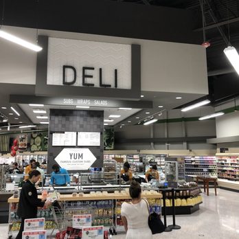 Publix - Bloomingdale Square - Grocery Near Me - Brandon, Florida Publix - Bloomingdale Square - Grocery Near Me - Brandon, Florida