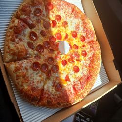 Jet's Pizza - Bold pepperoni pizza LG