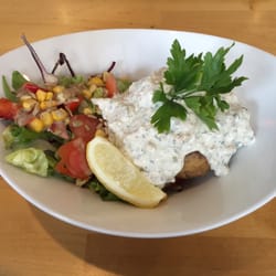 Sandys - Bakad potatis med Skagenröra