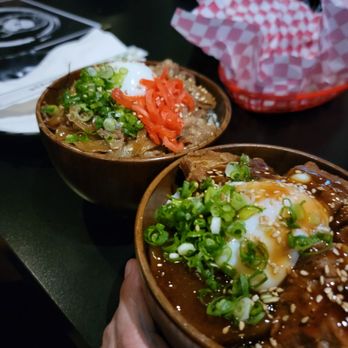 Izakaya Hideyoshi - Gyudon! So good! And filling! Knocks your socks off! - Japanese Near Me - Honolulu, Hawaii Izakaya Hideyoshi - Gyudon! So good! And filling! Knocks your socks off! - Japanese Near Me - Honolulu, Hawaii