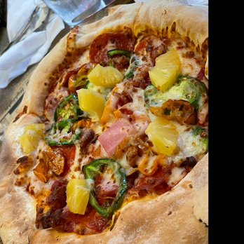 The Sink - Sweet & Spicy Pizza "topped with habanero peppers, jalapeños, Canadian bacon, pineapple, pepperoni, and bacon" - Pizza Near Me - Boulder, Colorado The Sink - Sweet & Spicy Pizza "topped with habanero peppers, jalapeños, Canadian bacon, pineapple, pepperoni, and bacon" - Pizza Near Me - Boulder, Colorado