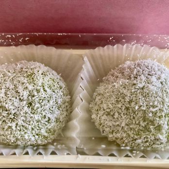 New Horizons Bakery - Matcha Red Bean Muchi - Bakeries Near Me - Daly City, California New Horizons Bakery - Matcha Red Bean Muchi - Bakeries Near Me - Daly City, California