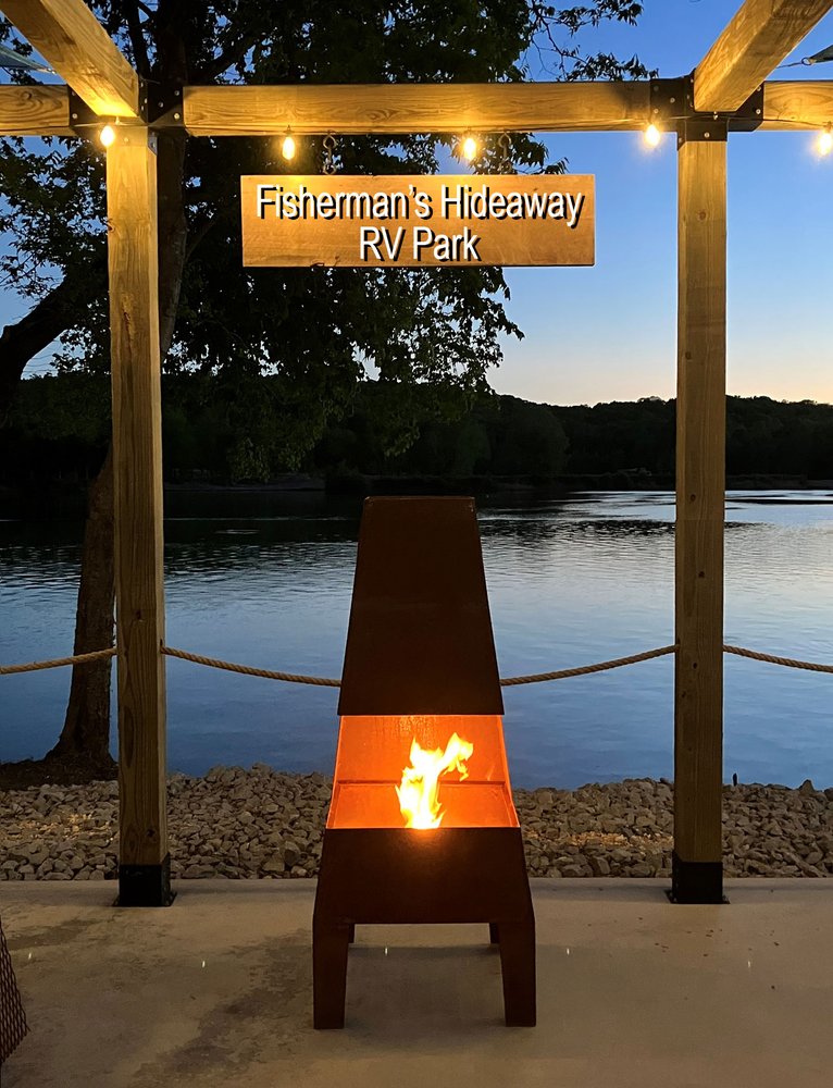 Fisherman's Hideaway RV Park Logo