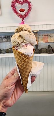 Fosselman's Ice Cream Co. by null