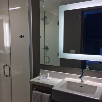 SpringHill Suites by Marriott Seattle Issaquah - Vanity - Hotels Near Me - Issaquah, Washington SpringHill Suites by Marriott Seattle Issaquah - Vanity - Hotels Near Me - Issaquah, Washington