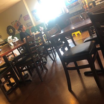 Gyro Oasis Gyro & Kebab - Gossiping and bad language while customers waiting - Mediterranean Near Me - Irving, Texas