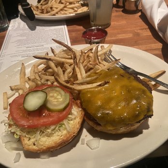 The White Chocolate Grill - WCG Cheeseburger - New American Near Me - Naperville, Illinois The White Chocolate Grill - WCG Cheeseburger - New American Near Me - Naperville, Illinois