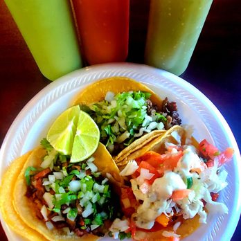 Daisy's - a plate of tacos and a drink - Mexican Near Me - Kansas City, Kansas Daisy's - a plate of tacos and a drink - Mexican Near Me - Kansas City, Kansas