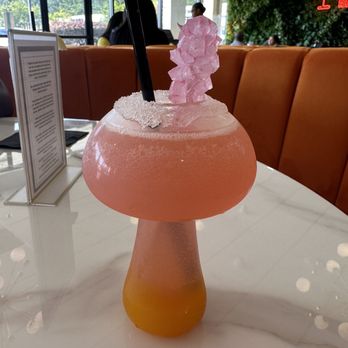 The Breakfast Bar - Alice in wonderland (yes I licked the sugar on this glass) - Breakfast & Brunch Near Me - Duluth, Georgia