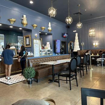 The London Baker - Inside looking at the counter - Bakeries Near Me - Lewisville, Texas