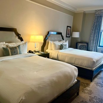 Fairmont Hotel Vancouver - Was able to get connecting rooms. Quiet rooms with comfortable bed. Pet friendly hotel. Worth checking out their special offers. - Hotels Near Me - Vancouver, British Columbia Fairmont Hotel Vancouver - Was able to get connecting rooms. Quiet rooms with comfortable bed. Pet friendly hotel. Worth checking out their special offers. - Hotels Near Me - Vancouver, British Columbia