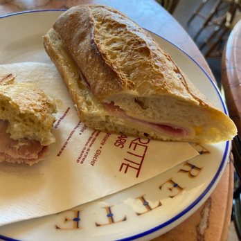 Carette - Outside seating, ham and cheese baguette, hot chocolate - Patisserie/Cake Shop Near Me - Paris, 75 Carette - Outside seating, ham and cheese baguette, hot chocolate - Patisserie/Cake Shop Near Me - Paris, 75