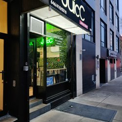 JuicC Juice Bar - Store front