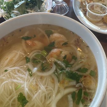 Golden Gate Pho - Small 65. Shrimp or Seafood Noodle Soup - Vietnamese Near Me - Oakley, California