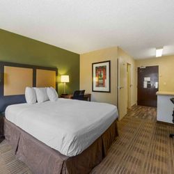 Extended Stay America - Oklahoma City - NW Expressway - Studio Suite - 1 Queen Bed