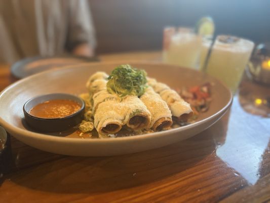 Flecha Cantina by null
