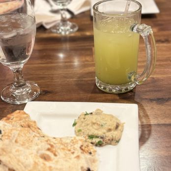 Sultān Mediterranean Restaurant - Baba ghanoush and mint lemonade - Mediterranean Near Me - St. Louis, Missouri