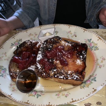 The Spread - Brioche French Toast - New American Near Me - Norwalk, Connecticut The Spread - Brioche French Toast - New American Near Me - Norwalk, Connecticut